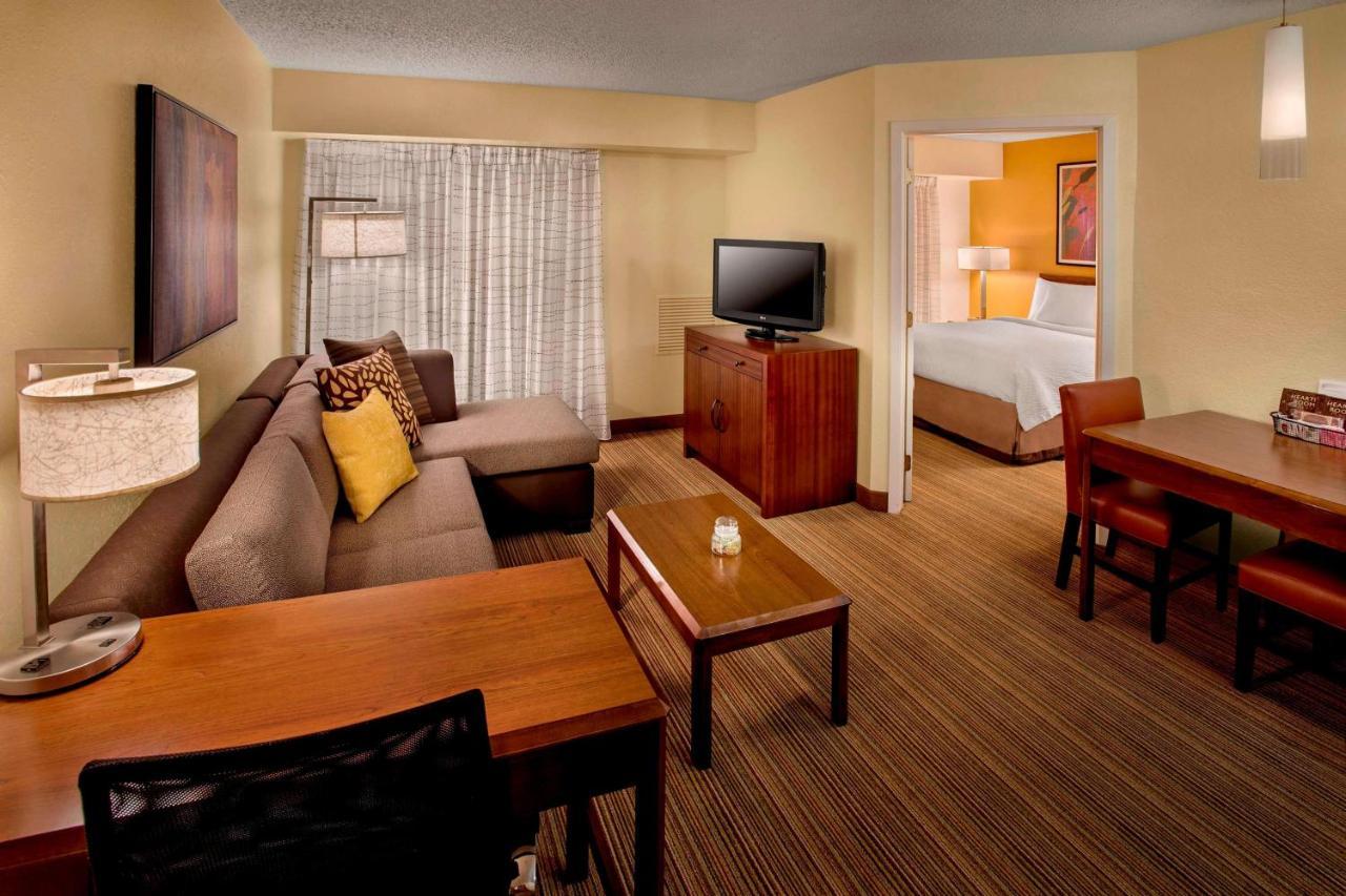 Sonesta Es Bethlehem Airport Hotel 3*