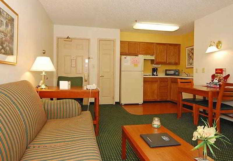 Hotel Sonesta Es Bethlehem Airport 3*